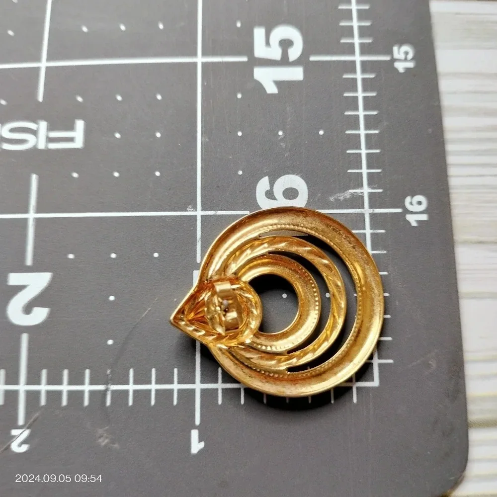 Set of 3 Women's Gold Tone Fashion Earrings Unsigned Classic